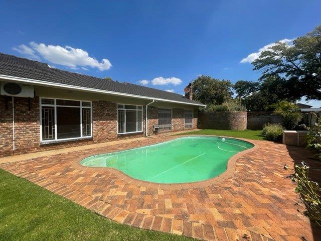 3 Bedroom Property for Sale in Potchefstroom Rural North West